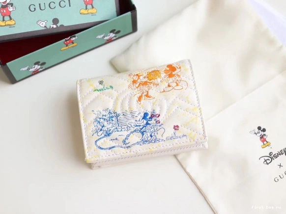 First bag ru X Gucci Disney wallet 0805